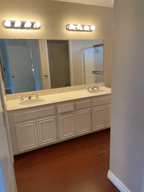 Lake Elsinore House: 16502 Mango Way