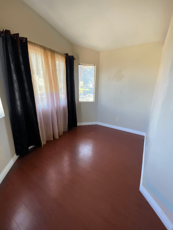 Lake Elsinore House: 16502 Mango Way