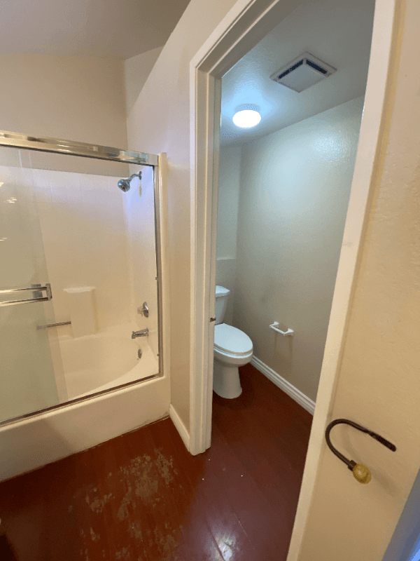 Lake Elsinore House: 16502 Mango Way