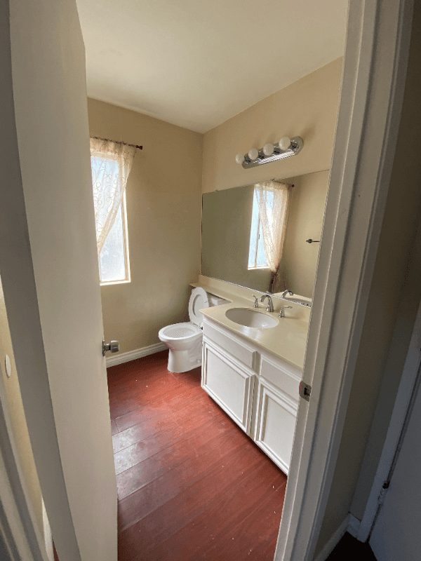 Lake Elsinore House: 16502 Mango Way