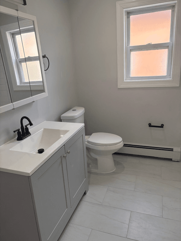 Garfield Apartment: 400 Midland Ave