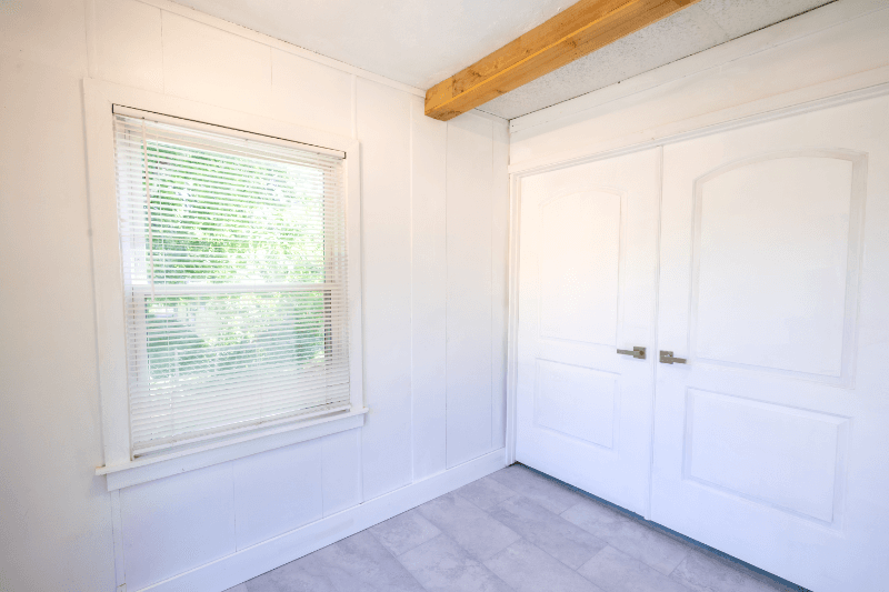Killeen House: 901 Conder St