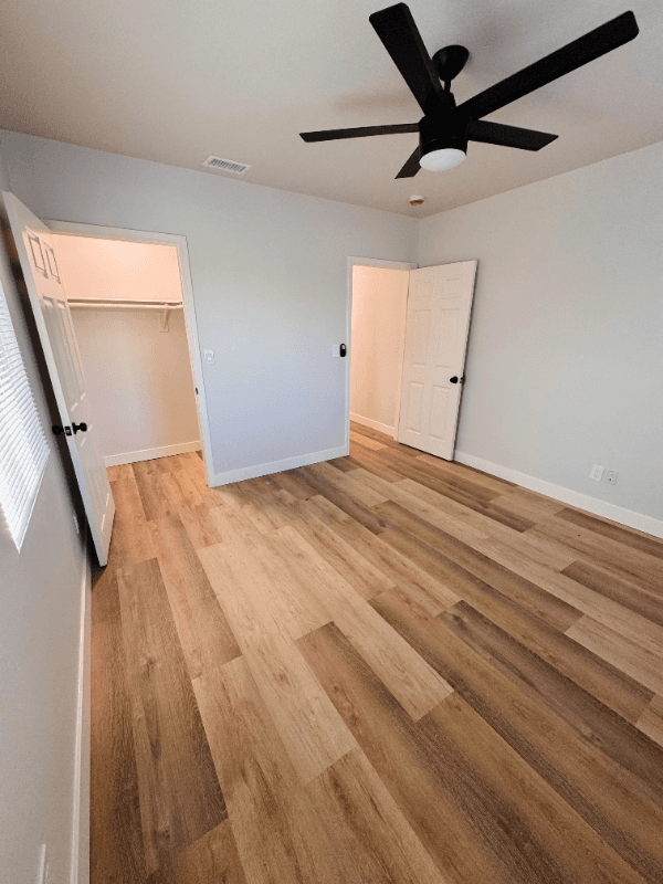 Los Angeles House: 6321 Denver Ave