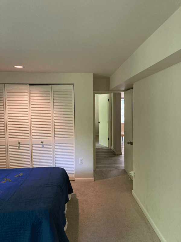 Bethesda Apartment: 7608 Carteret Rd
