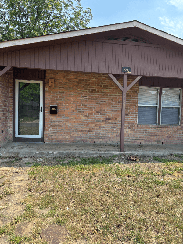 San Antonio House: 230 Schmeltzer Lane