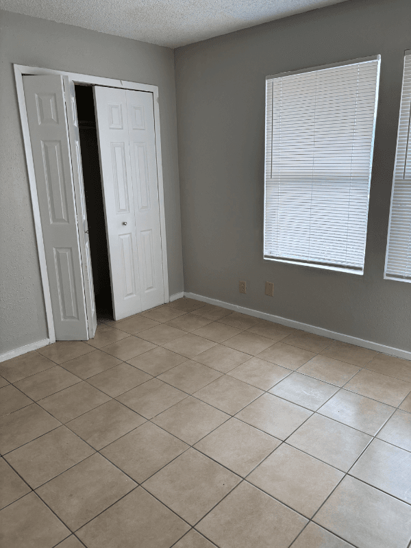 San Antonio House: 230 Schmeltzer Lane