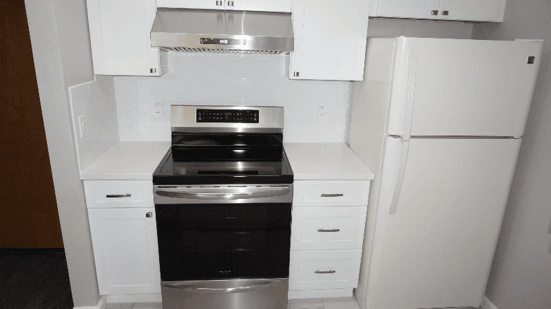 Los Angeles Condo: 4499 Via Marisol