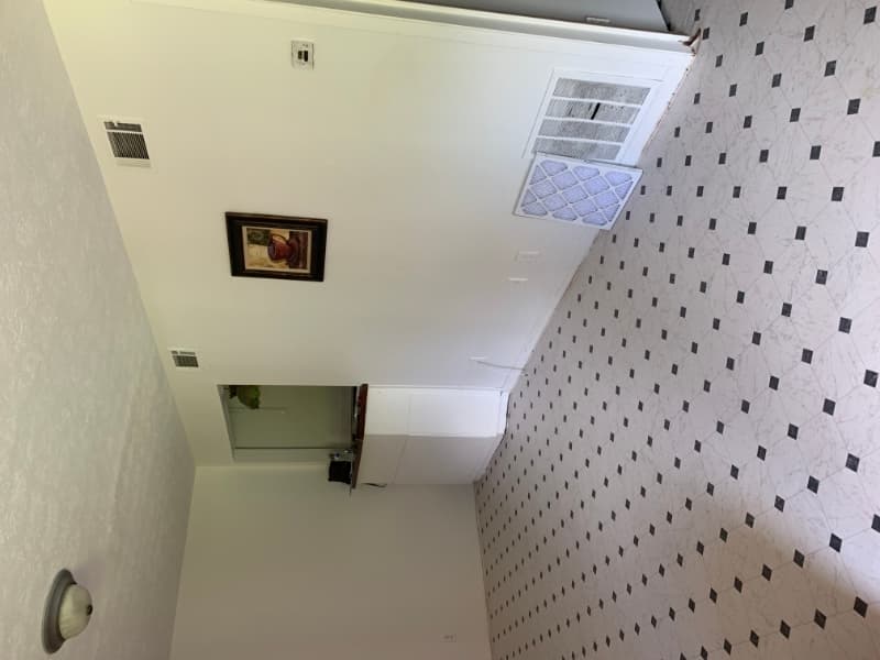 Jacksonville Townhome: 1108 Ellis Rd S