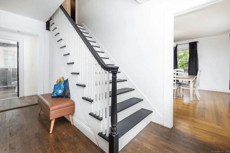 Vernon House: 29 1/2 Mountain Street