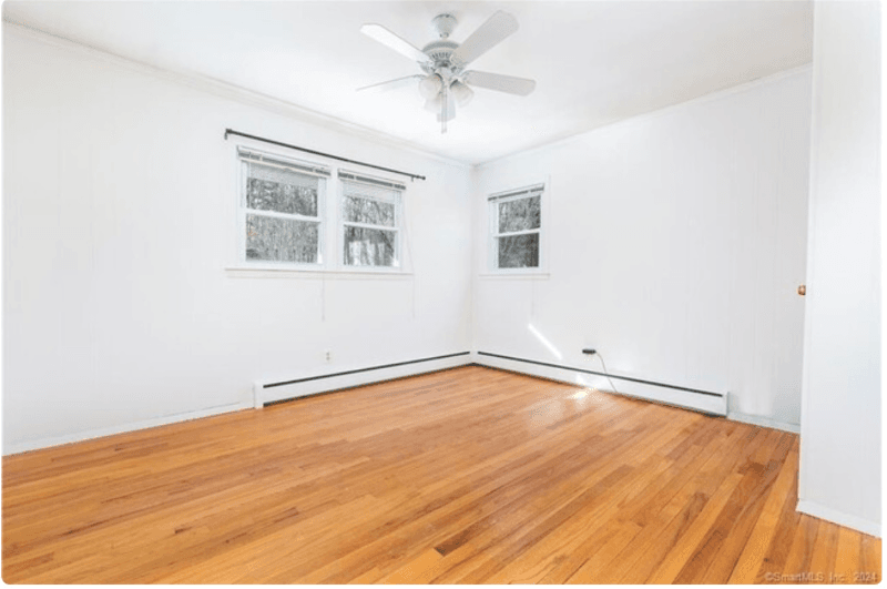 Danbury House: 21 Henso Dr