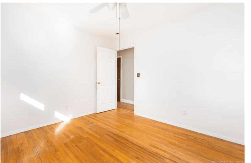 Danbury House: 21 Henso Dr