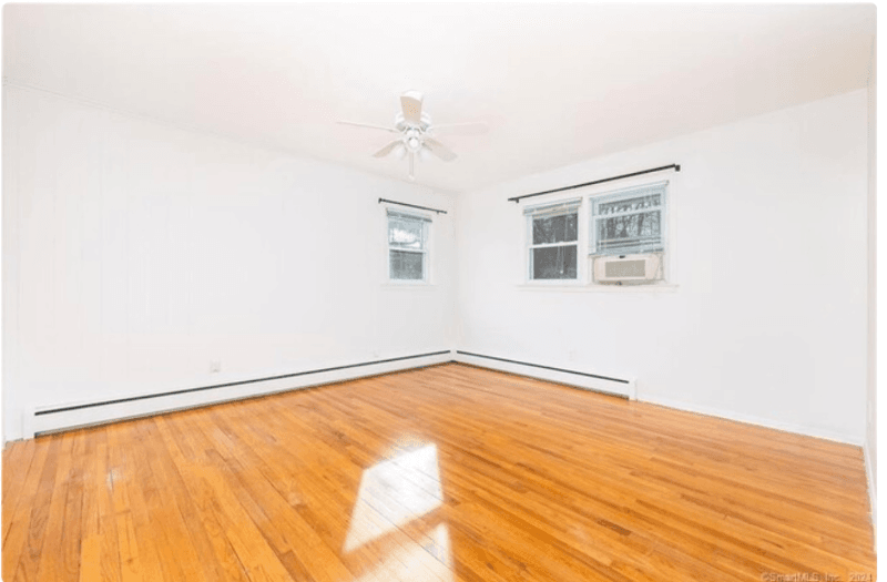 Danbury House: 21 Henso Dr