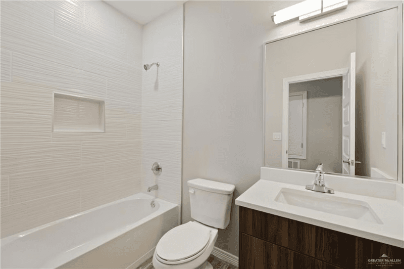 McAllen Apartment: 3908 La Vista Avenue- Lot 98