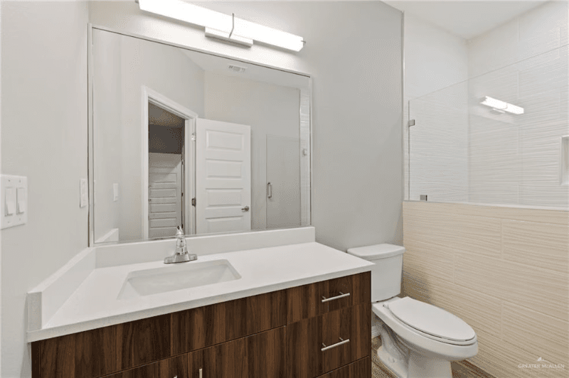 McAllen Apartment: 3908 La Vista Avenue- Lot 98