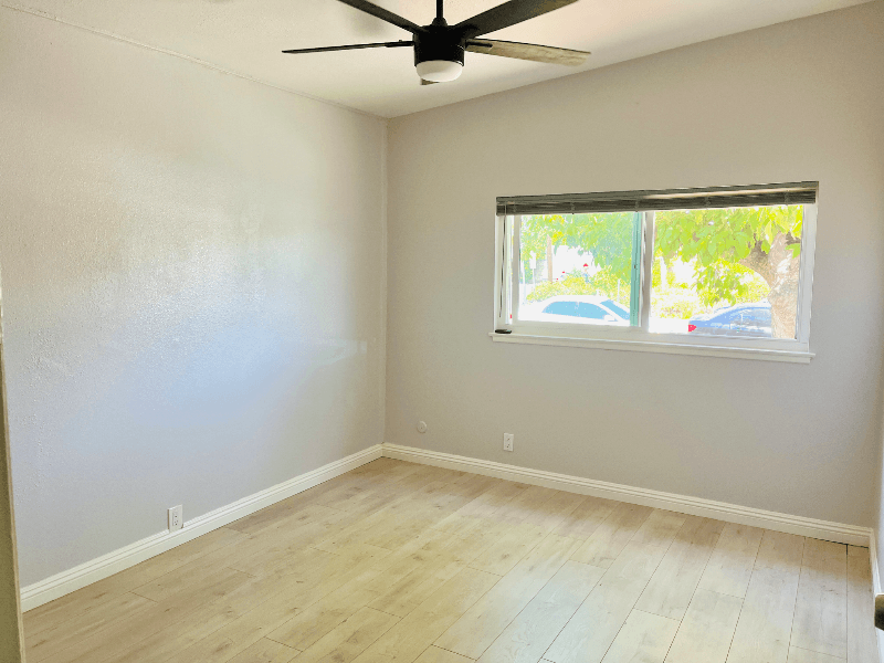 Tustin House: 15621 California St.