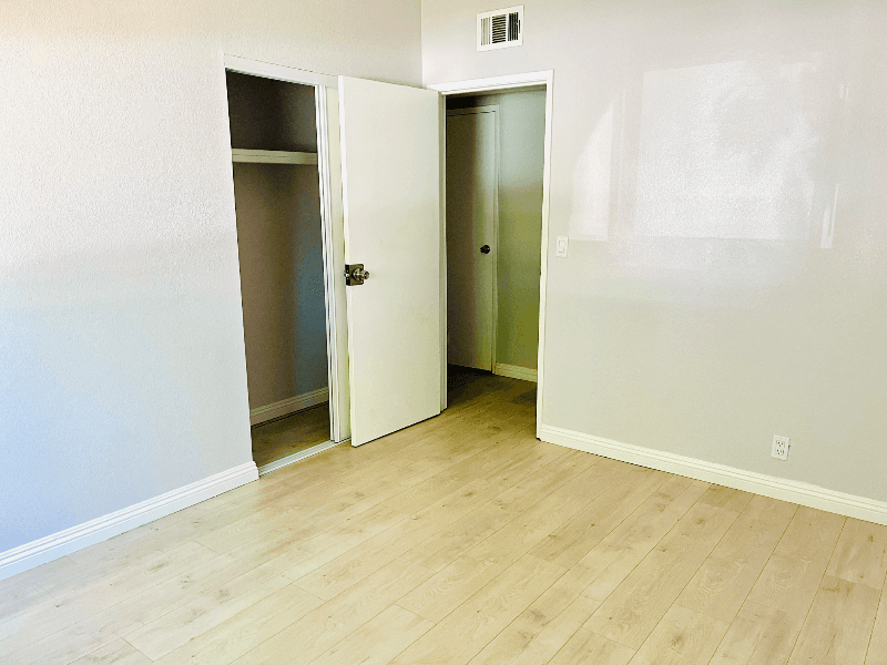 Tustin House: 15621 California St.