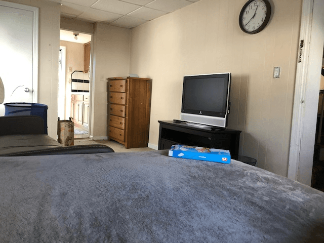 West Orange House: 9 Glenview Drive