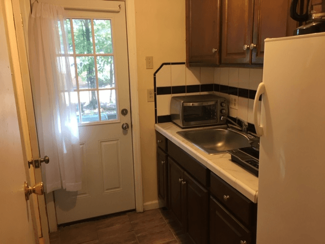 West Orange House: 9 Glenview Drive