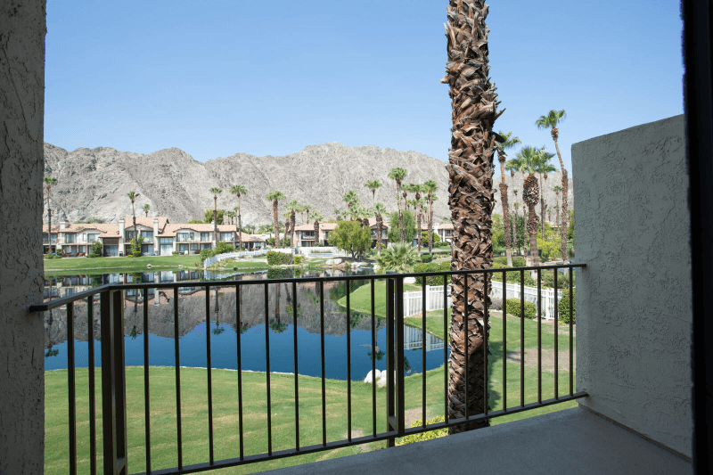 La Quinta Condo: 55111 Tanglewood