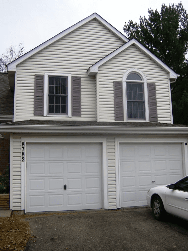 Eden Prairie House: 8782 Hawthorne Dr