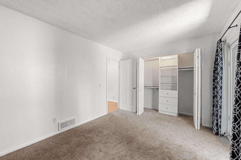 Northglenn Townhome: 11590 Community Center Dr