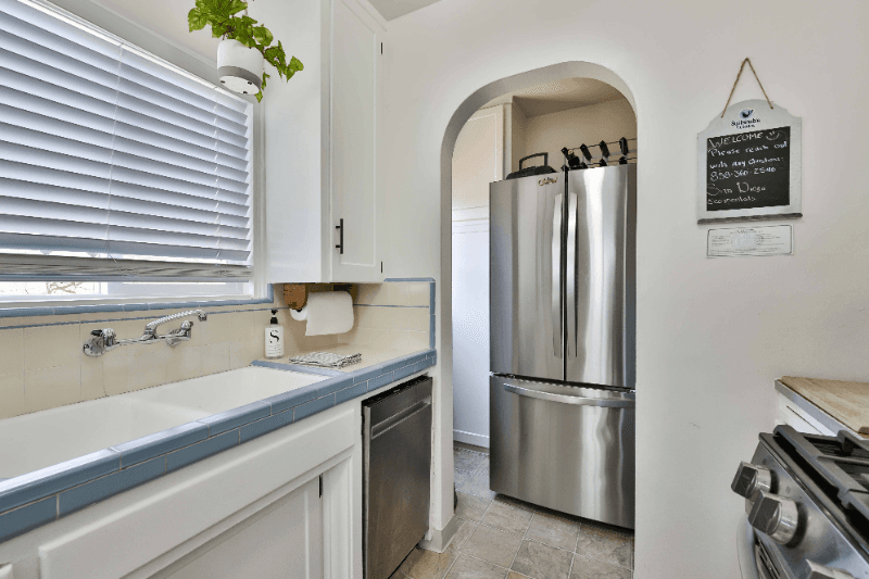 San Diego Condo: 4788 West Mountain View