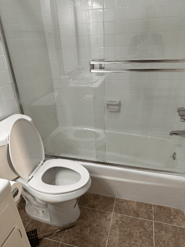Los Angeles Apartment: 701 So Oxford Avenue