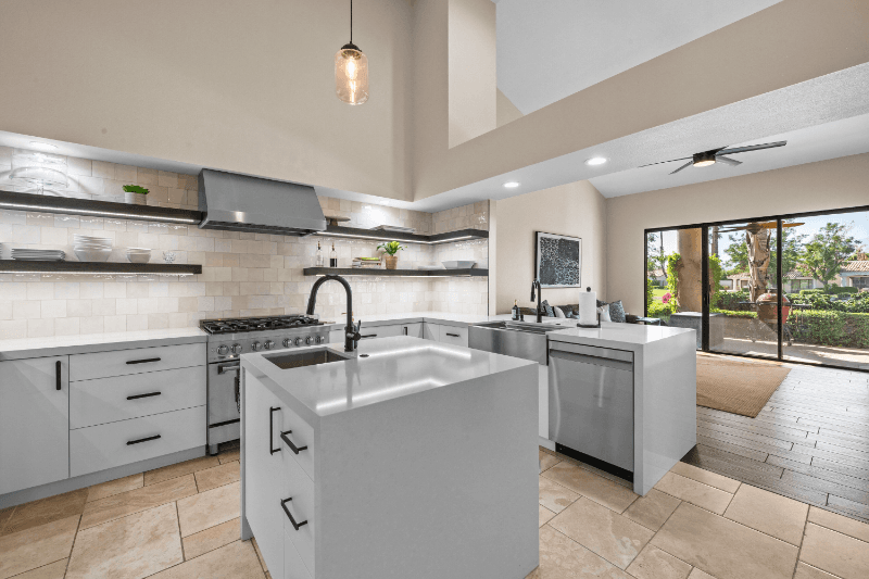 La Quinta House: 80504 Pebble Beach