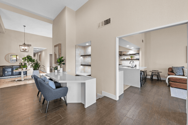 La Quinta House: 80504 Pebble Beach