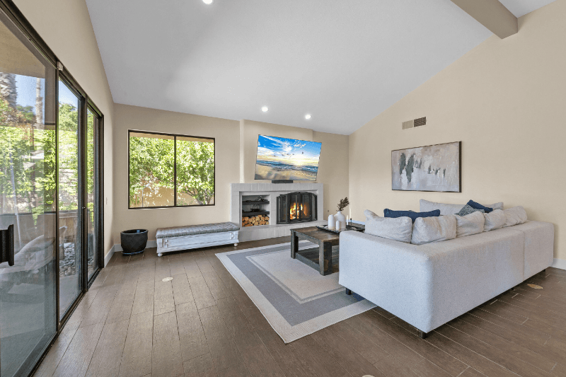 La Quinta House: 80504 Pebble Beach