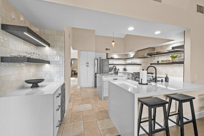 La Quinta House: 80504 Pebble Beach