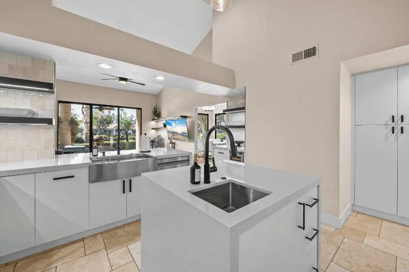 La Quinta House: 80504 Pebble Beach