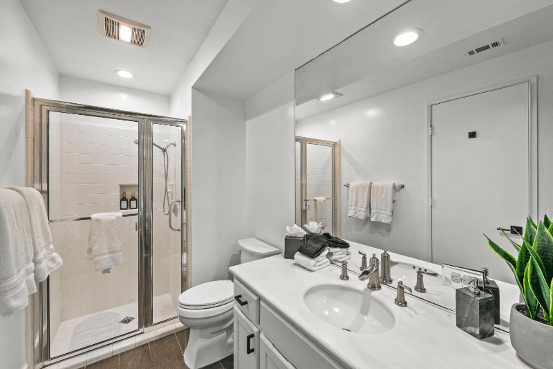 La Quinta House: 80504 Pebble Beach