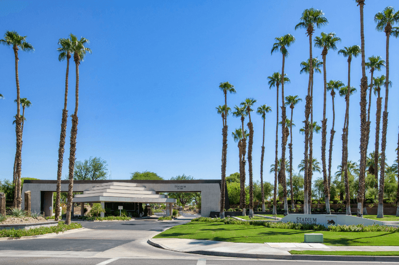 La Quinta House: 80504 Pebble Beach