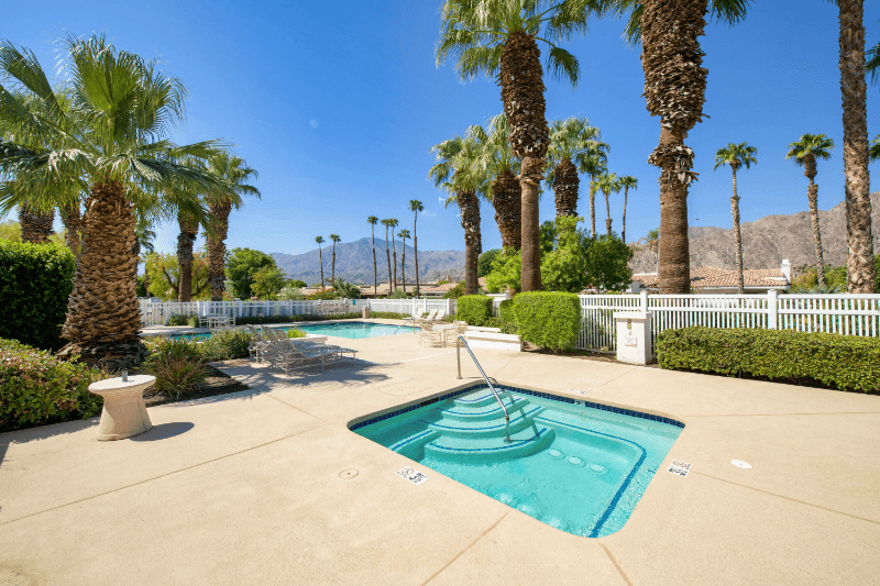 La Quinta House: 80504 Pebble Beach