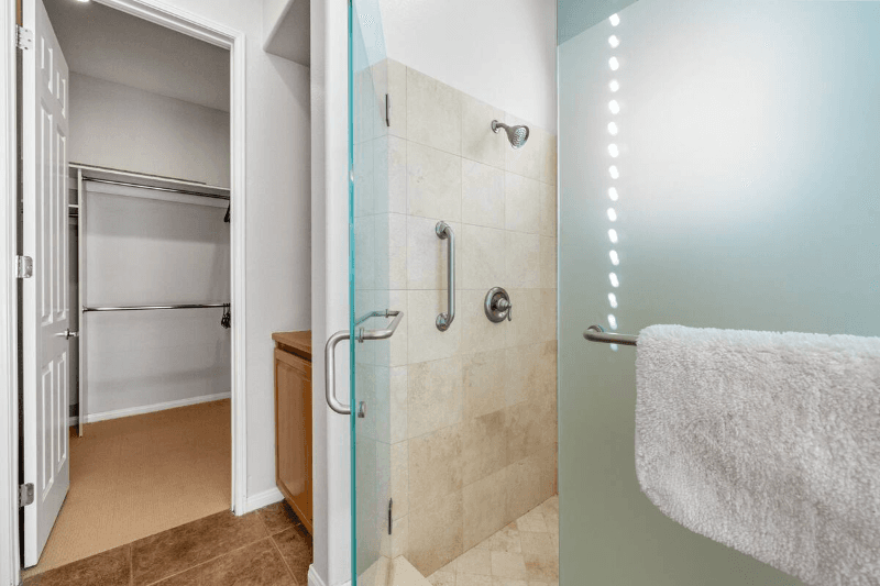 La Quinta House: 44260 Vía Coronado