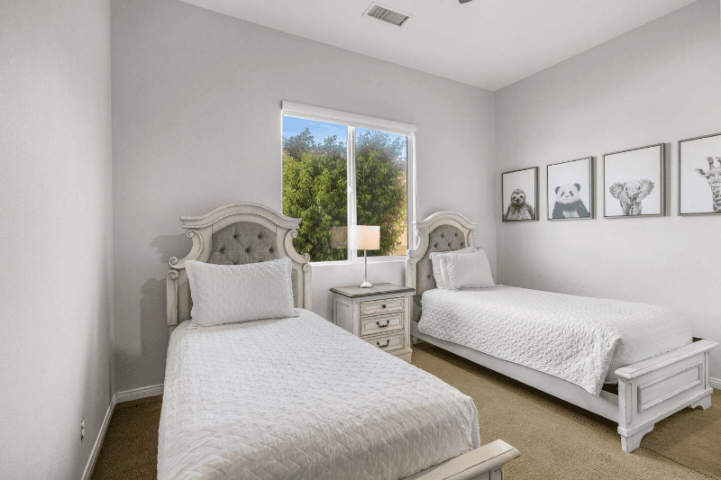 La Quinta House: 44260 Vía Coronado