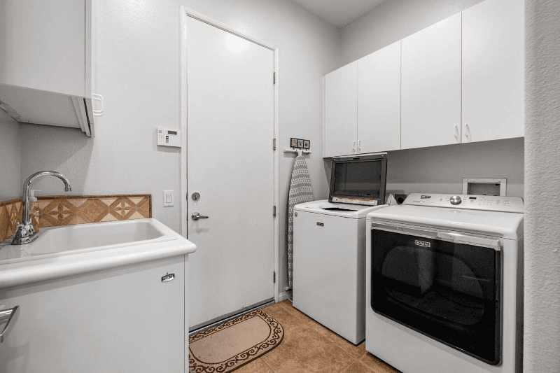 La Quinta House: 44260 Vía Coronado