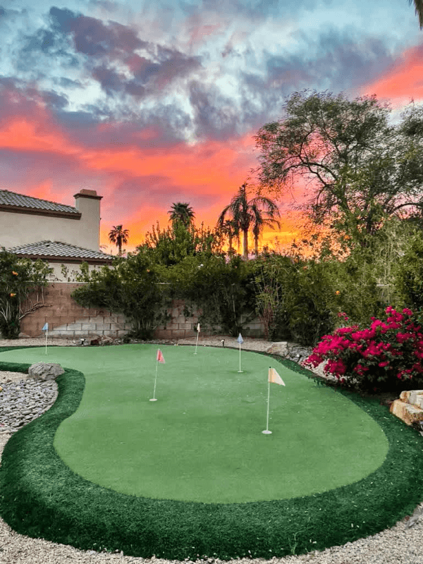 La Quinta House: 44260 Vía Coronado