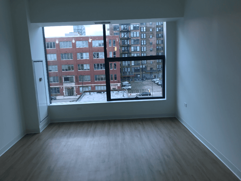 Chicago Condo: 330 n Jefferson