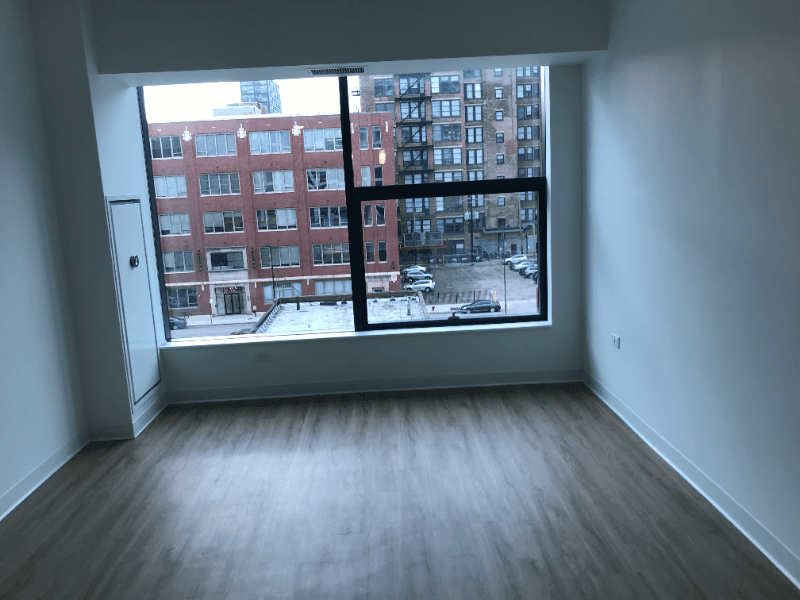 Chicago Condo: 330 n Jefferson