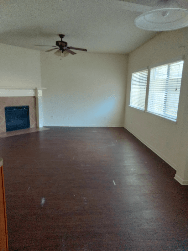 Katy House: 20706 Settlers Lake Cir N
