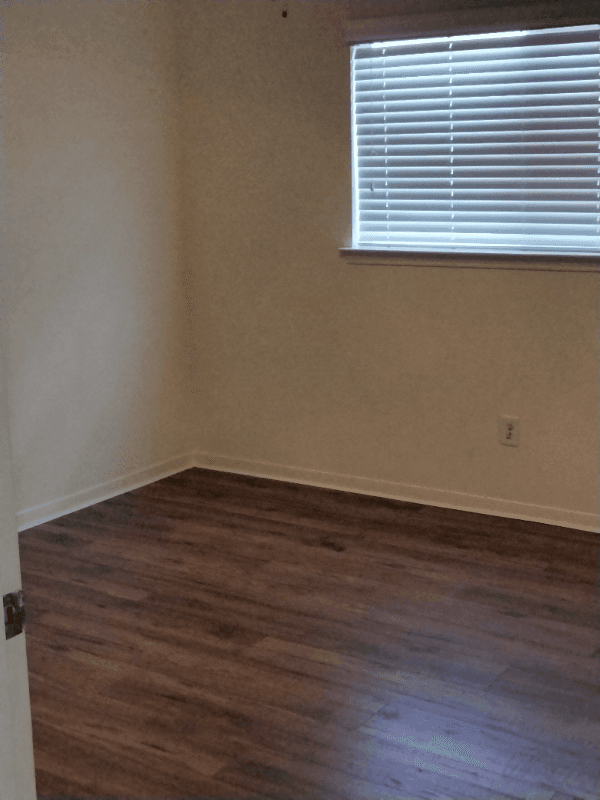 Katy House: 20706 Settlers Lake Cir N