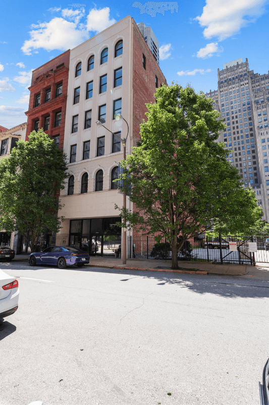 Saint Louis Apartment: 1006 Olive Street