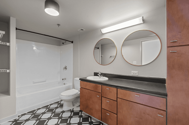 Saint Louis Apartment: 1006 Olive Street