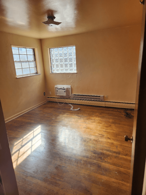 Cincinnati Multiplex: 7734 Greenland Place#4