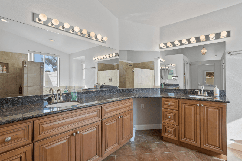 La Quinta House: 44185 Camino Lavanda