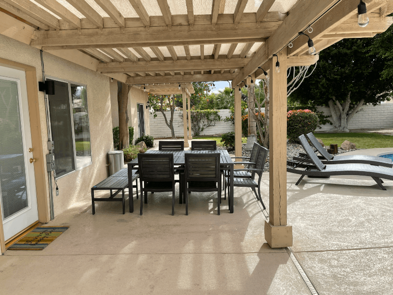 La Quinta House: 44185 Camino Lavanda