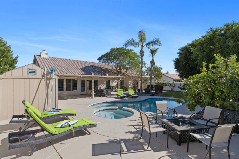 La Quinta House: 44185 Camino Lavanda