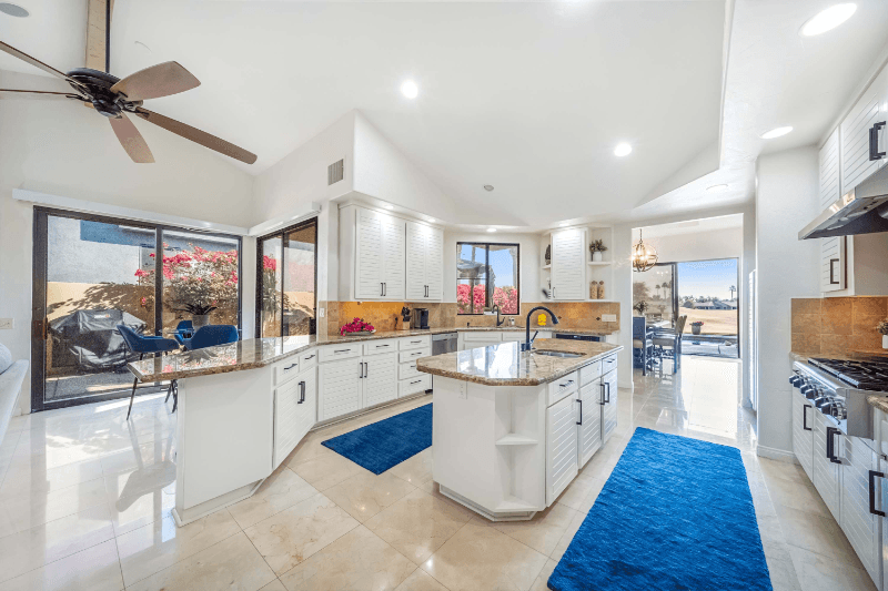 La Quinta House: 55840 Pebble Beach